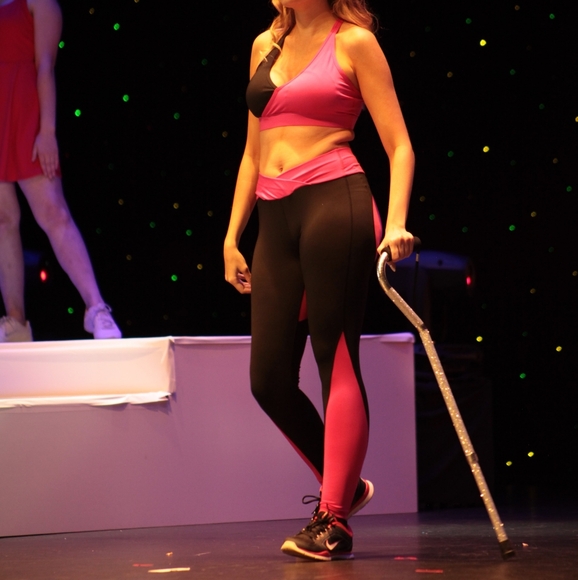 Hot Pink and Black Fitness/Gym Outfit - Picture 3 of 5